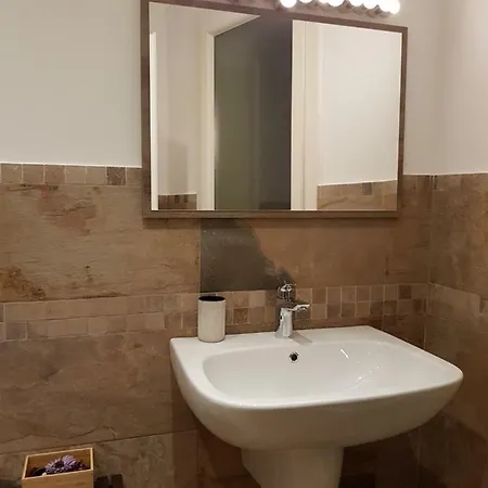 Camera Deluxe Mgf Etna Guest house *